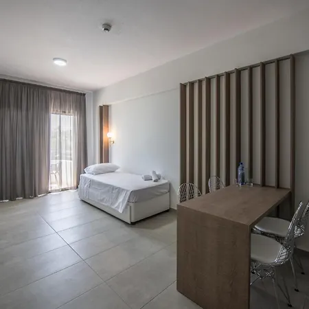 Narcissos Waterpark Aparthotel