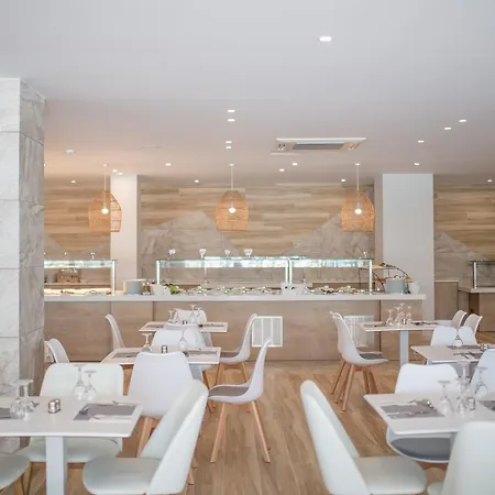 Narcissos Waterpark Aparthotel