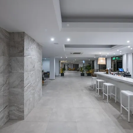 Aparthotel Narcissos Waterpark 4*