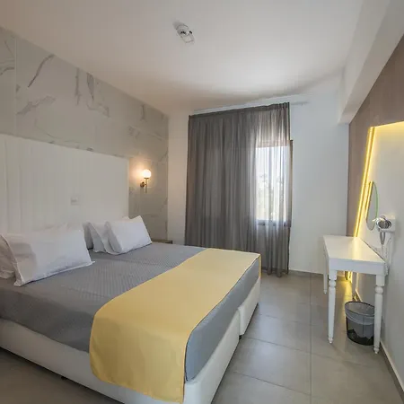 Narcissos Waterpark Aparthotel 4*