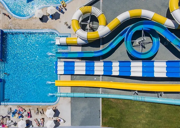 Apartmanhotel Narcissos Waterpark 4*