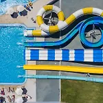 Lägenhetshotell Narcissos Waterpark 4*