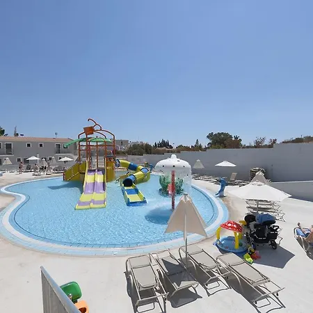 Narcissos Waterpark Апарт-отель Протарас