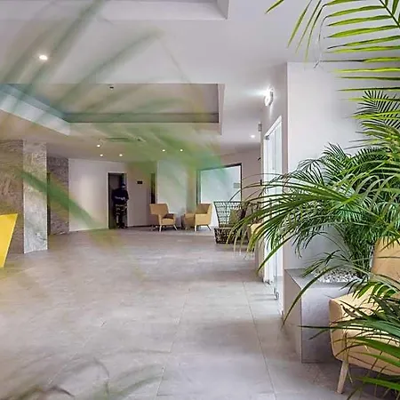 Narcissos Waterpark Aparthotel