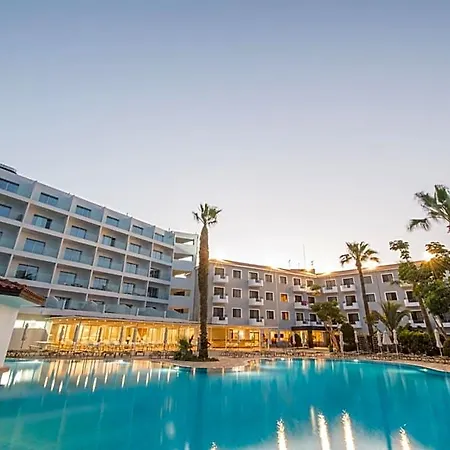 Narcissos Waterpark Aparthotel