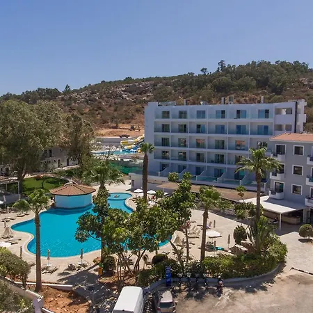 Narcissos Waterpark Ξενοδοχείο με διαμερίσματα 4*