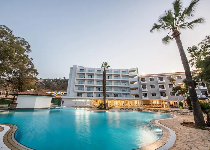 Aparthotel Narcissos Waterpark 4*