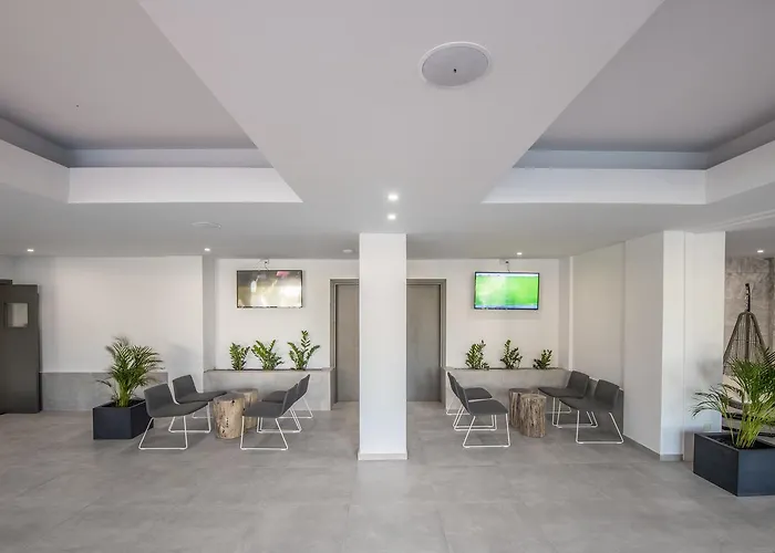 Narcissos Waterpark Apart-hotel 4*