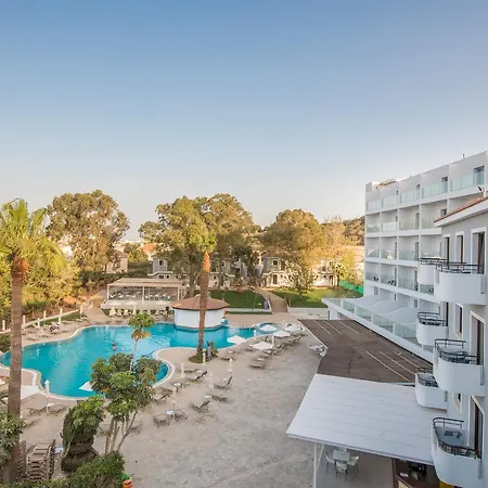 מלון דירות Narcissos Waterpark